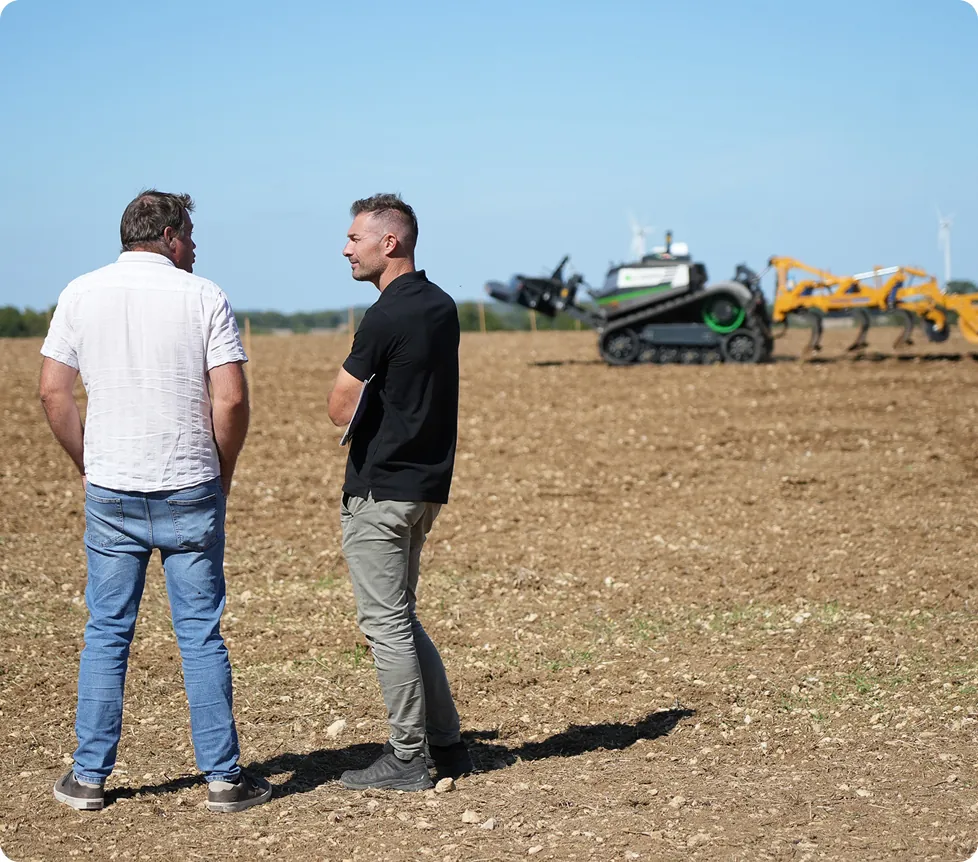 Équipe Terapolis sur un site agricole
